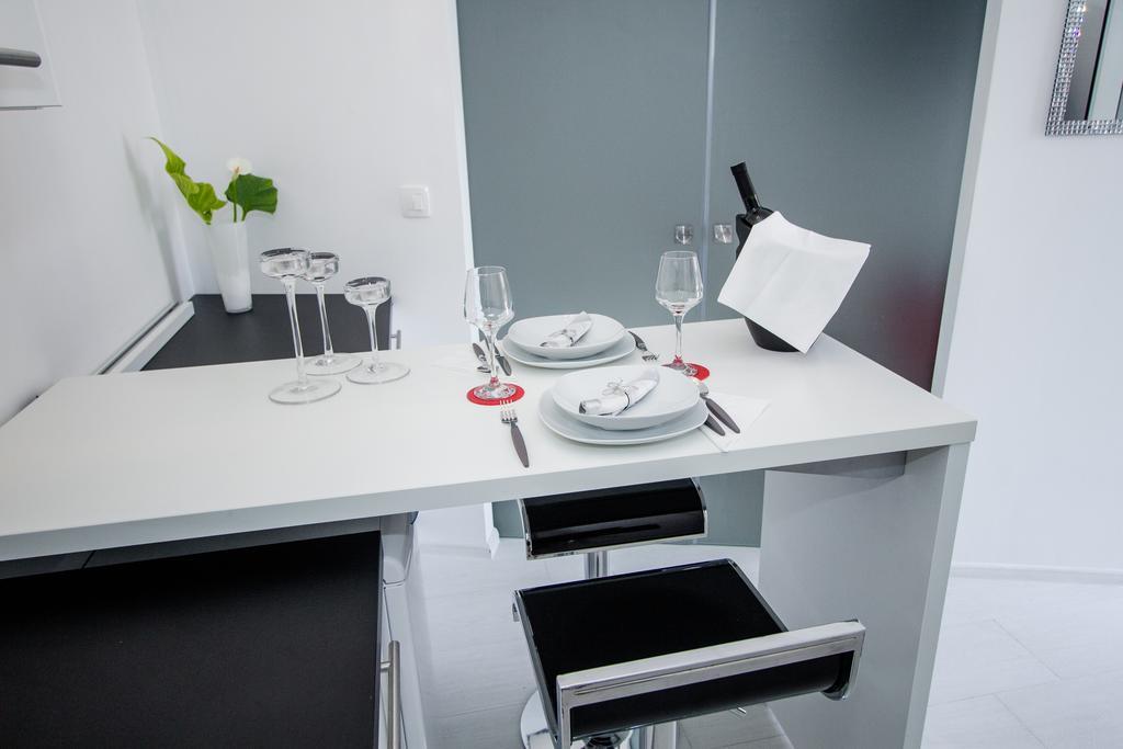 Luxury Studio Apartment White Sensation Vodice Zewnętrze zdjęcie